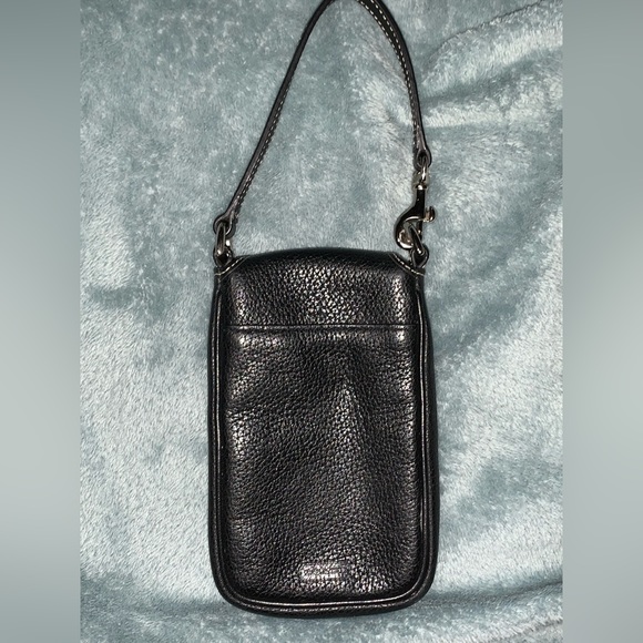 Coach wristlet - Picture 3 of 3